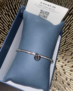 NEW Coach Silver Heart Bracelet