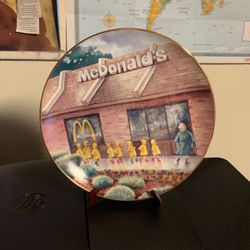 McDonald’s Camp Nippersink collector plate