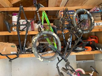 Bikes that need love and some repairs lol