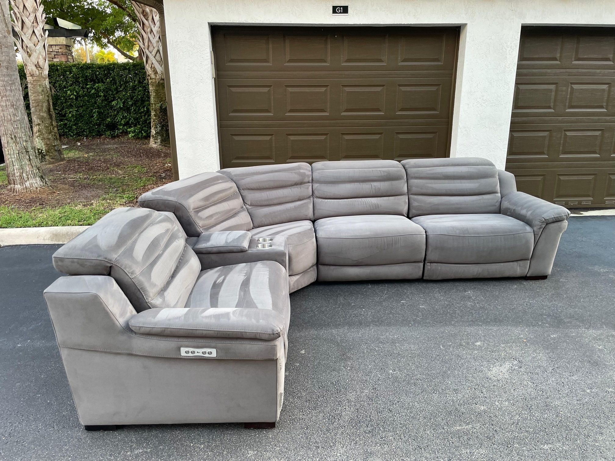 Sectional Couch/Sofa - Microfiber - Recliners - Gray - Delivery Available 🚛