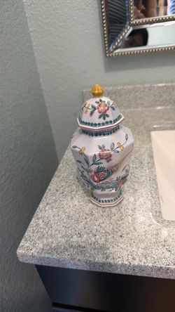 Ceramic Lidded Ginger Jar with Floral Bird Design