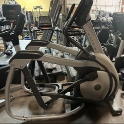 MATRIX FULL COMMERCIAL RECUMBENT BIKE!! READY FOR PICKUP OR DELIVERY!!