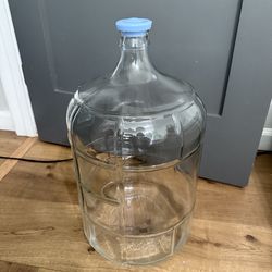 3 gallon glass water jug