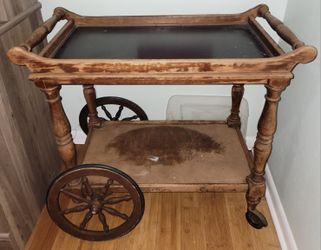 Vintage cushman classics colonial bar cart