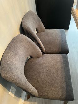 6 OfferUps chairs