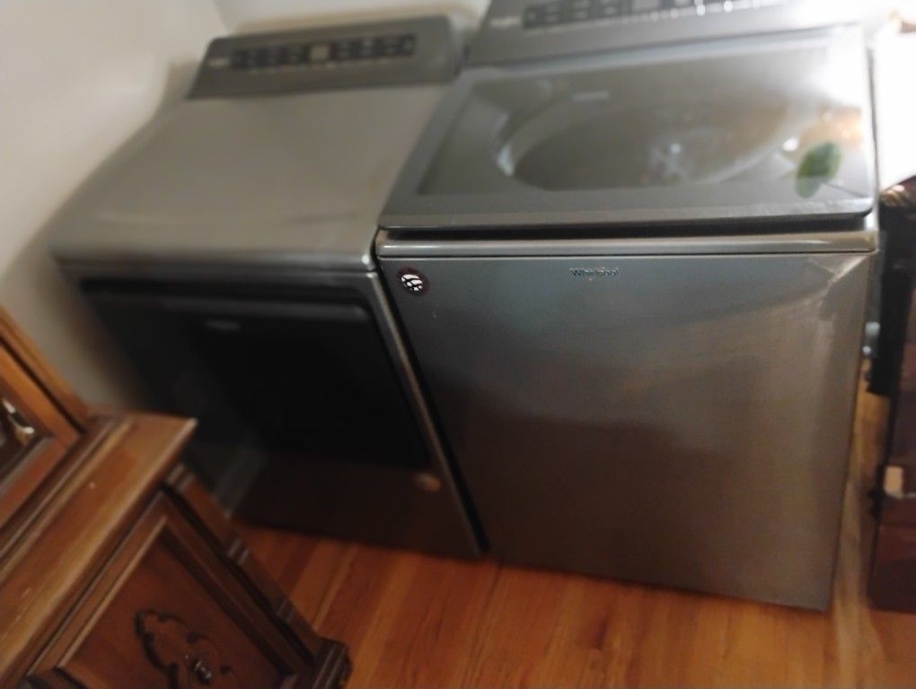Whirlpool Washer And Dryer