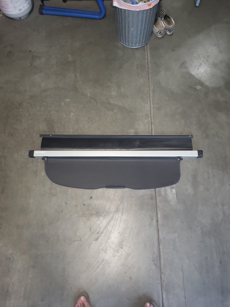 Toyota PRIUS CARGO/TRUNK COVER