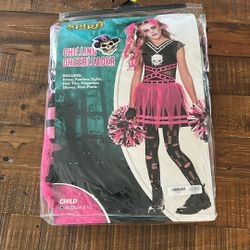 Chilling Cheerleader