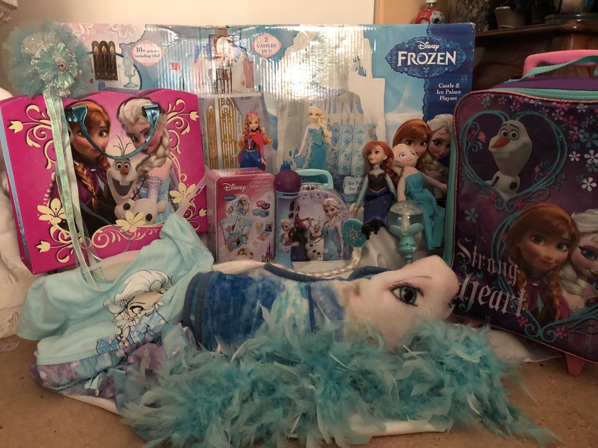 Girls frozen bundle