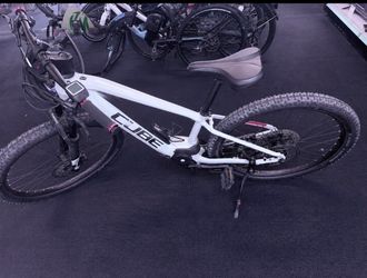 CubeMountain Bike