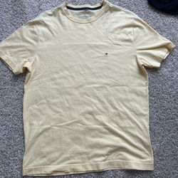 tommy hilfiger yellow T 