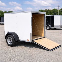 🚛 4x6 Enclosed Trailer – White – Brand New!