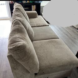 Brown/beige Couch
