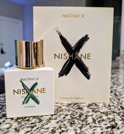 Nishane Hacivat X Extrait de Parfum