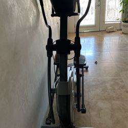 Nortic Track Elliptical