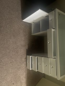 Makeup Vanity