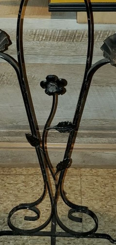 Metal Candle Holder