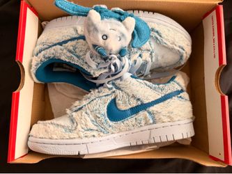 NIKE DUNK LOW BG