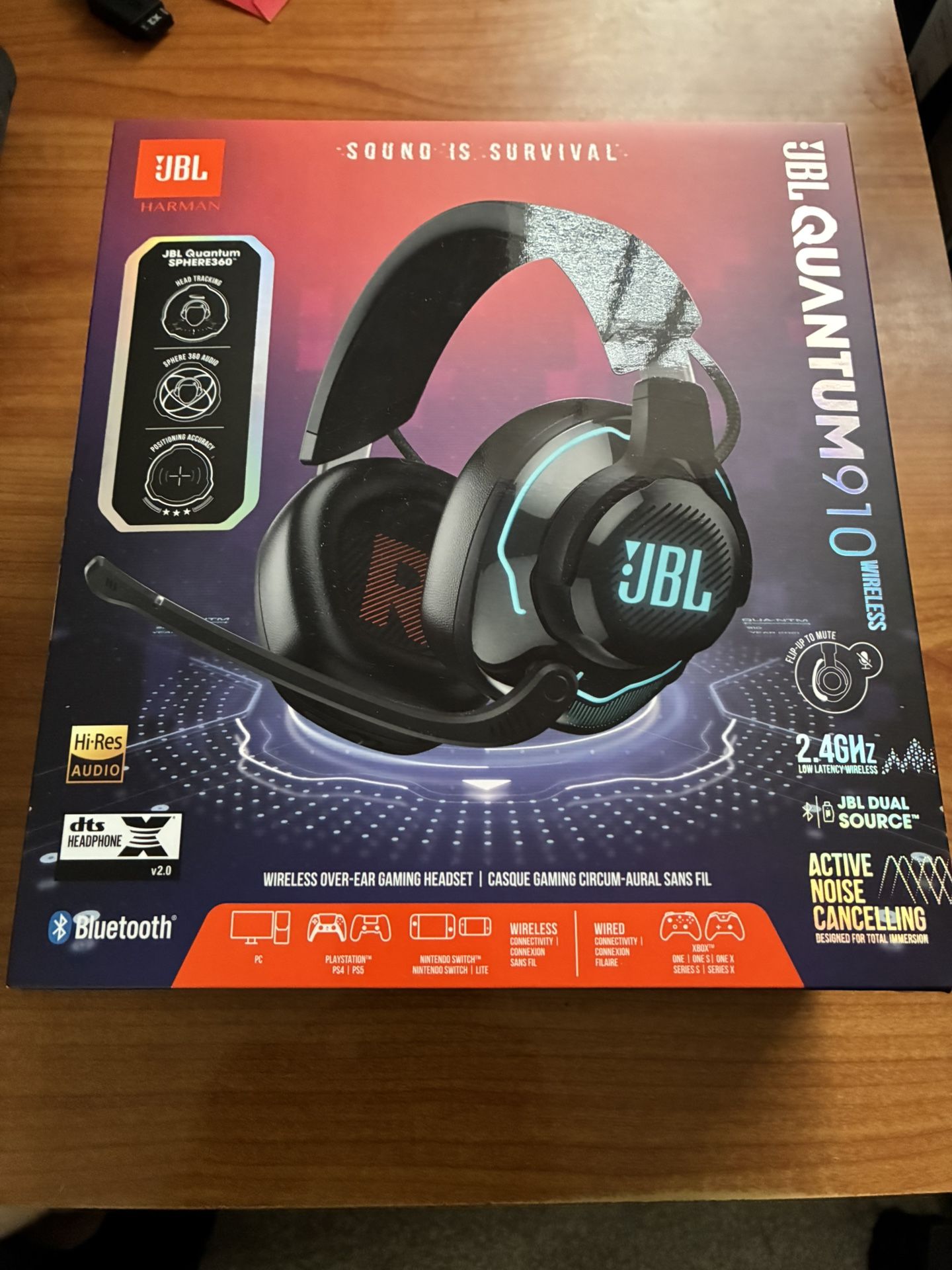 JBL Quantum 910 Gaming headset