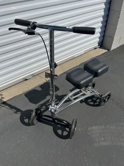 Drive Steerable Knee Walker