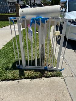 Free Pet/Baby Gate