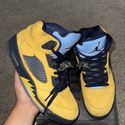 Jordan 5 Michigan Size 12 Used