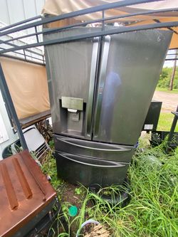 LG French Door Refrigerator Black Stainless