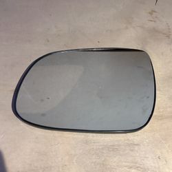2010 to 2011 Kia Rio Hyundai Accent Factory Style Driver / Left Side Mirror Glass Lens with Backing Plate