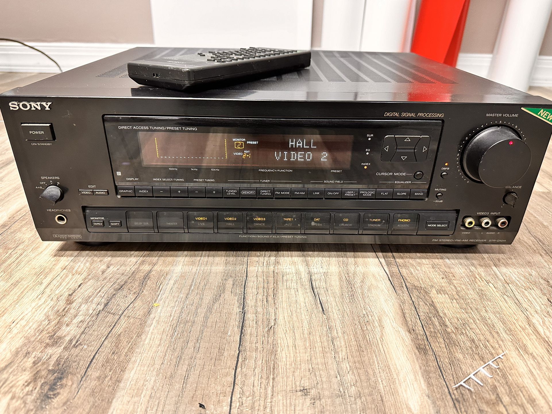 Sony FM Stereo / FM-AM Receiver