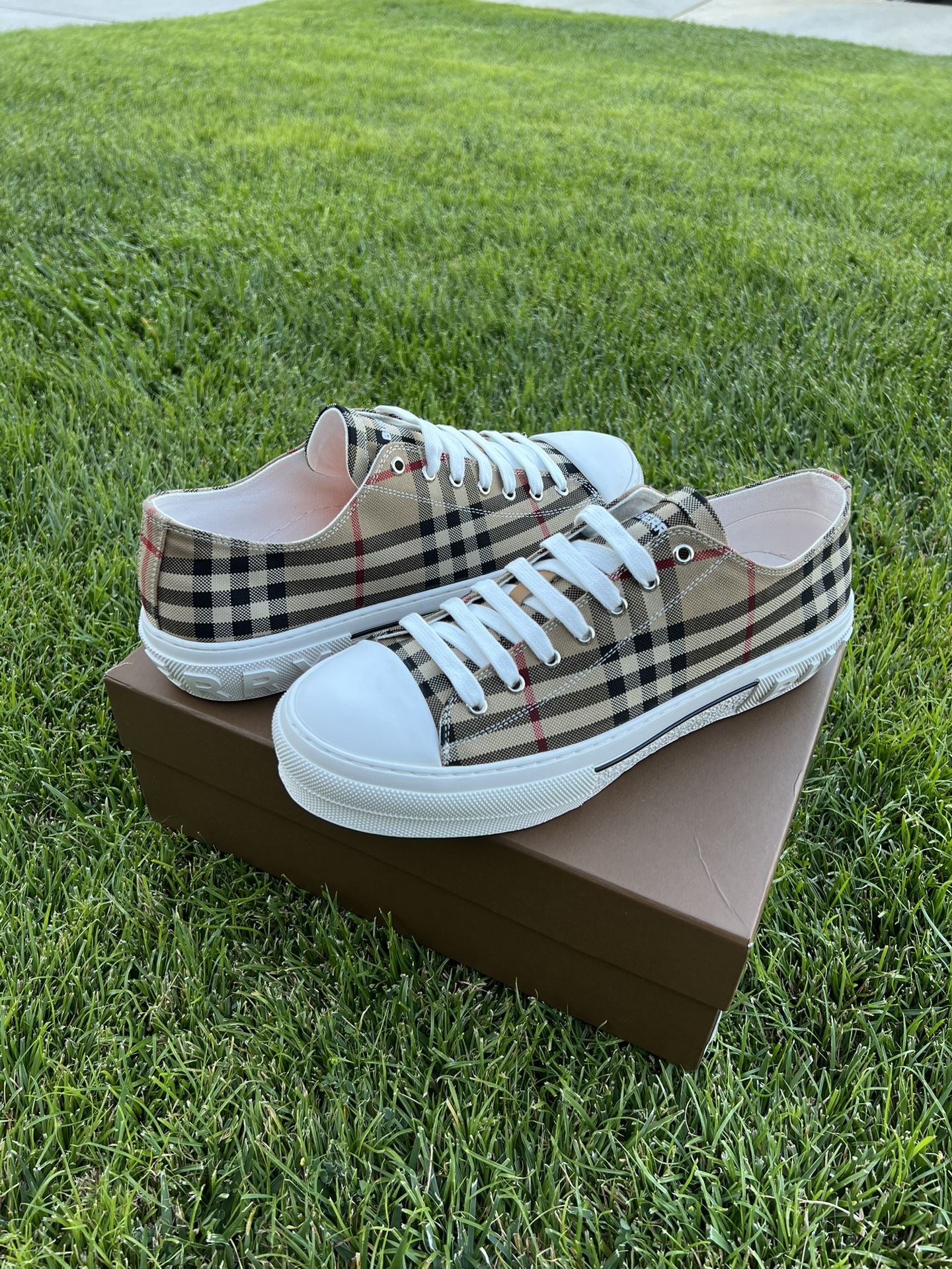 Burberry Shoes