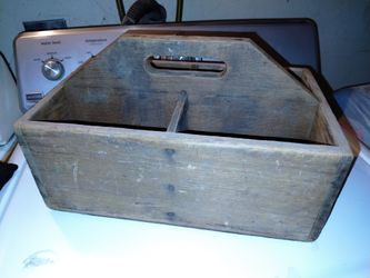 Antique/Primitive Large Wooden Caddy