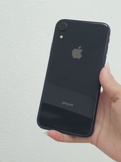 Apple iPhone XR 6.1" (Unlocked) 128GB Heavy Used Black