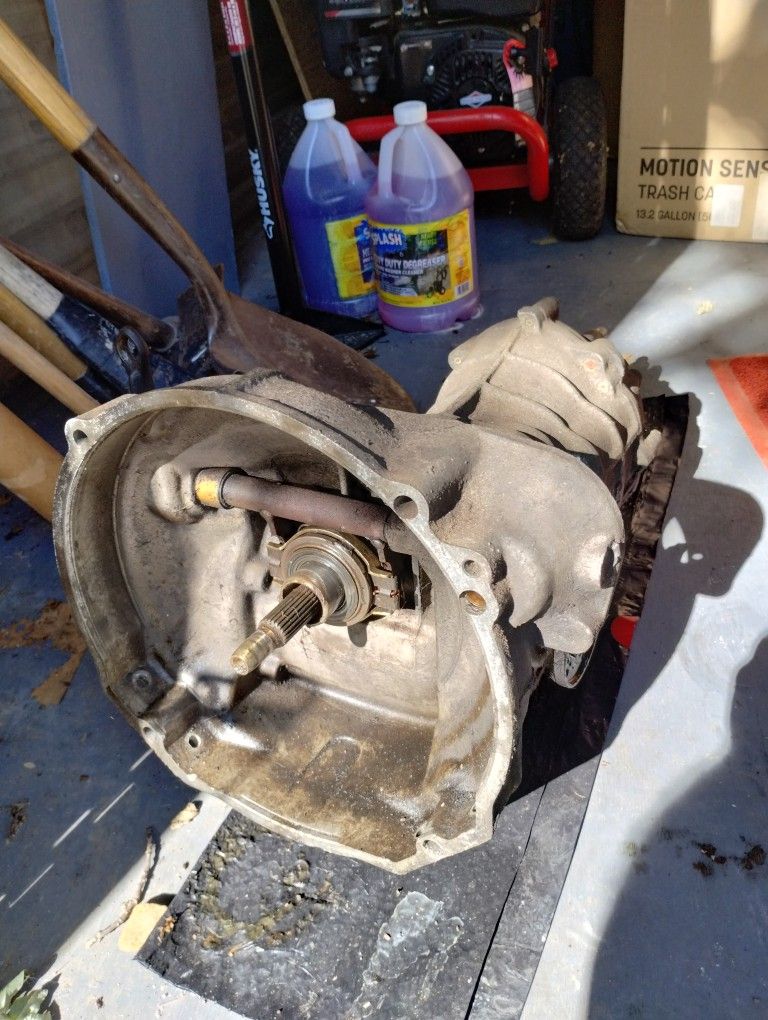 1972 VW Beetle 4 speed Transmission