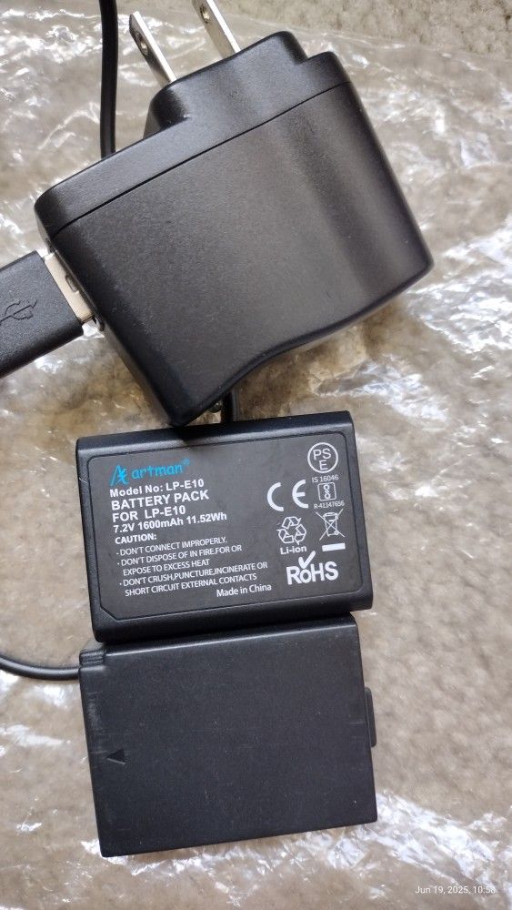 Canon LP-E10 battery And charger Two 2 batteries and one 1 dual charger
New condition
Cannon EOS