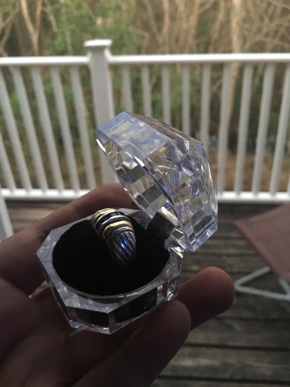 For sell Beautifull Ring Gold 18k and Plate 925, the rocks are zafiro