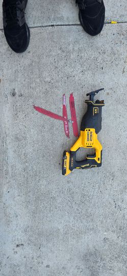 Dewalt Xr Cordless Reciprocating Saw