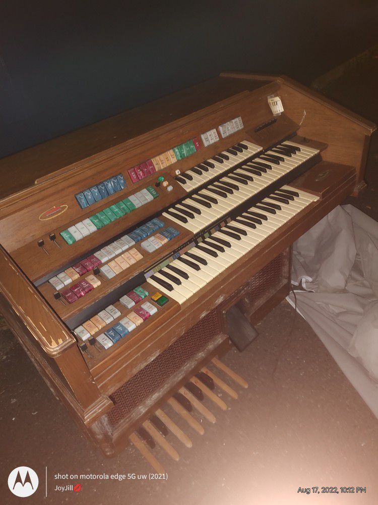 Upright Organ