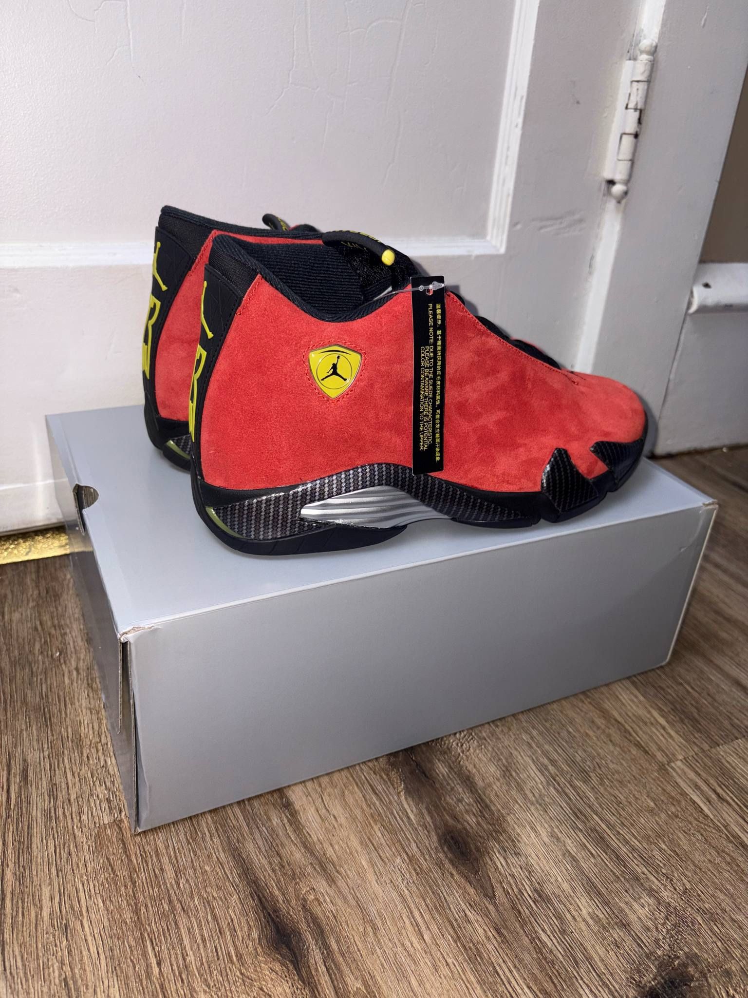 Jordan 14 Ferarri