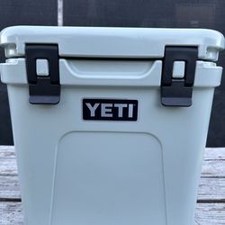 Yeti Roadie Cooler / Ice Chest