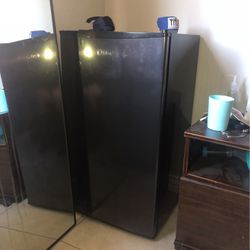 Midea Mini Refrigerador 