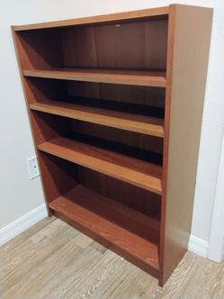 Bookcase - Shelves