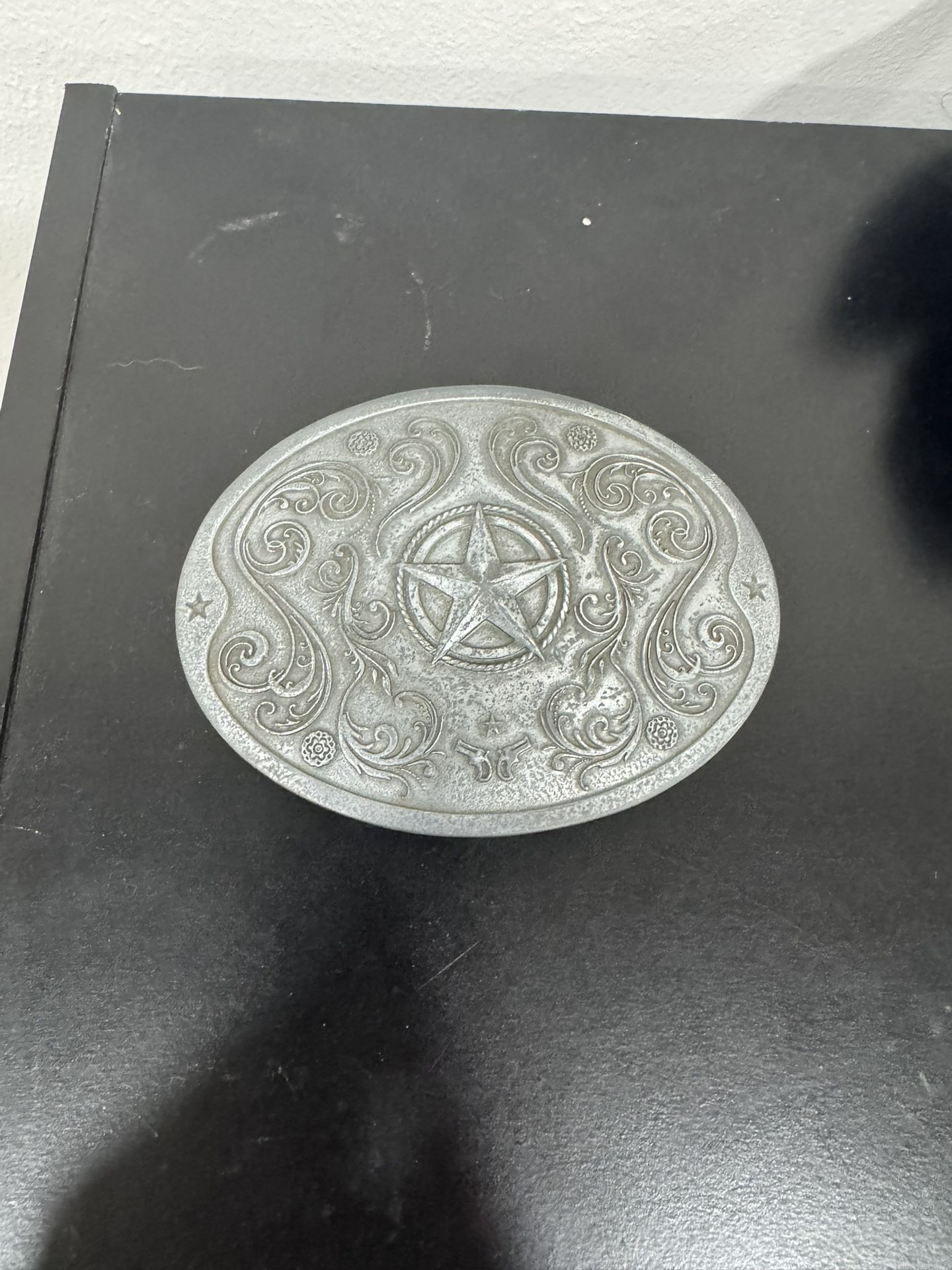 Belt Buckle That Holds Cans/bottles
