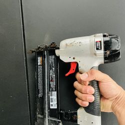 Gun Brad Nailer 18 Ga  2”