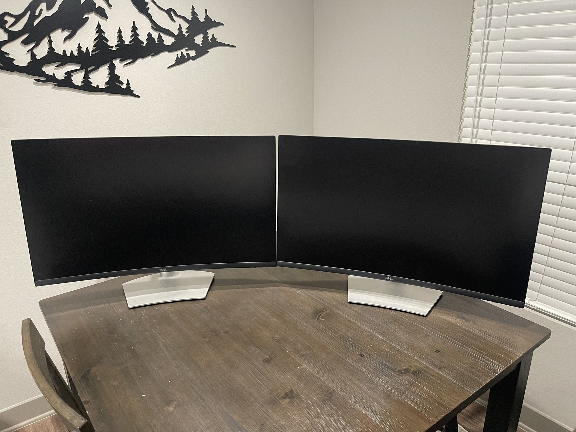 32” Curved monitors 