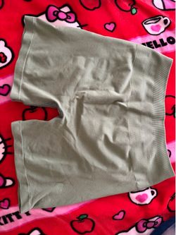 Alphalete gym shorts