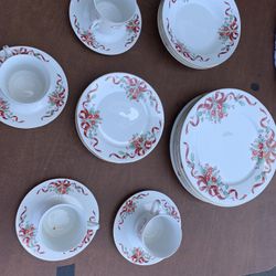 Dynasty Fine China Made In China Holiday Dishes