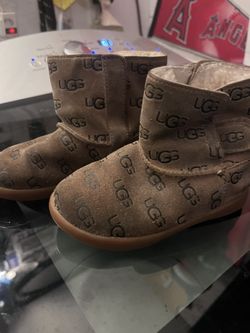 Ugg Keelan Embossed Boot Toddler Size 8