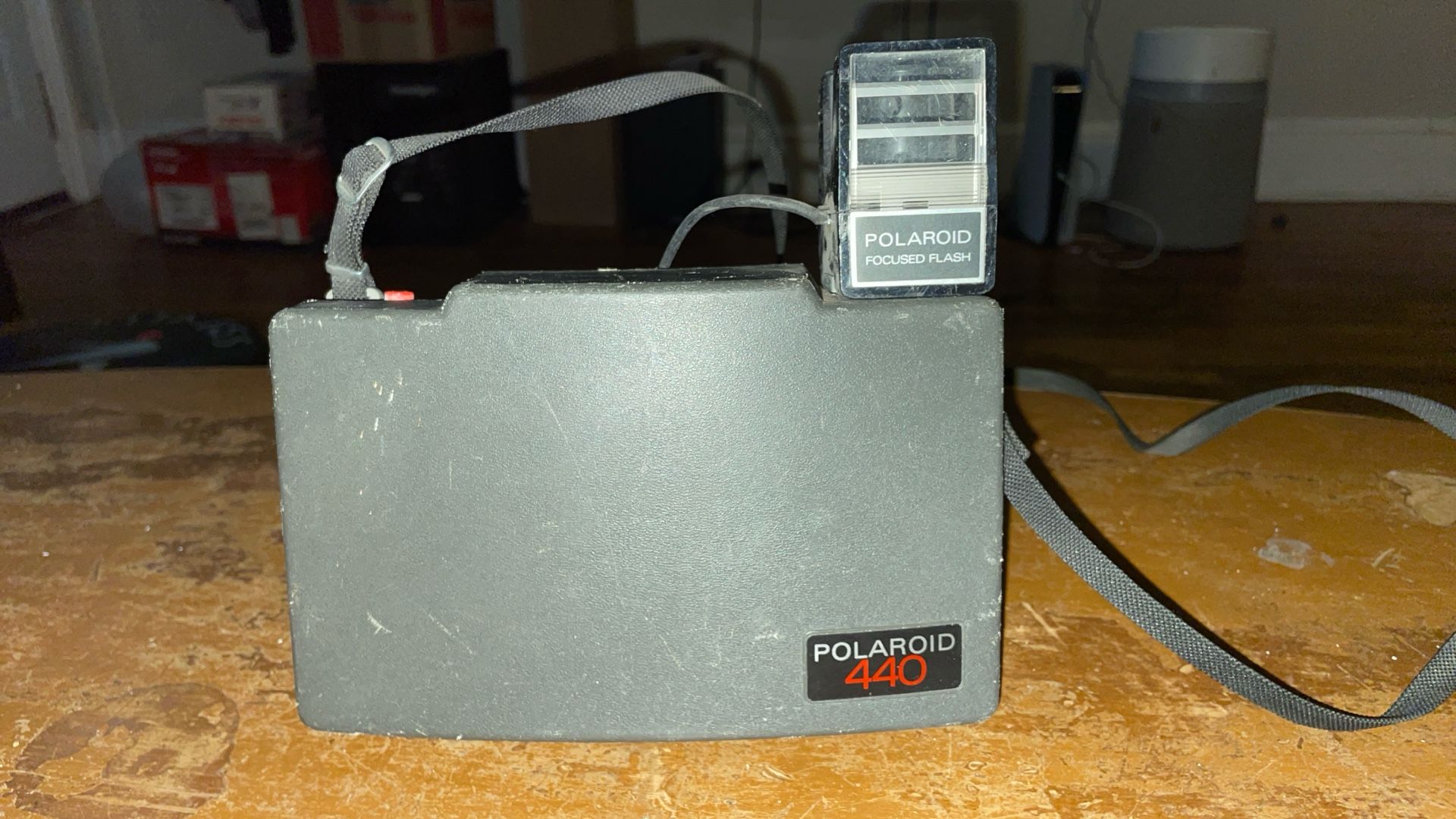 1970s Polaroid Automatic Land Pack Film Model 440 Camera With Clamshell Cover