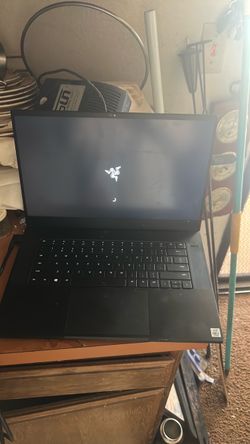 Razer laptop i7 (16gb ram) 1tb hard drive