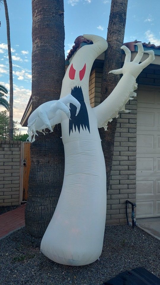 Halloween Decoration Inflatable Ghost 12 Ft